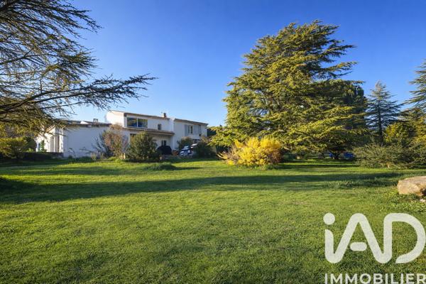 Maison à vendre 9 pièces 234 m² Malaucène