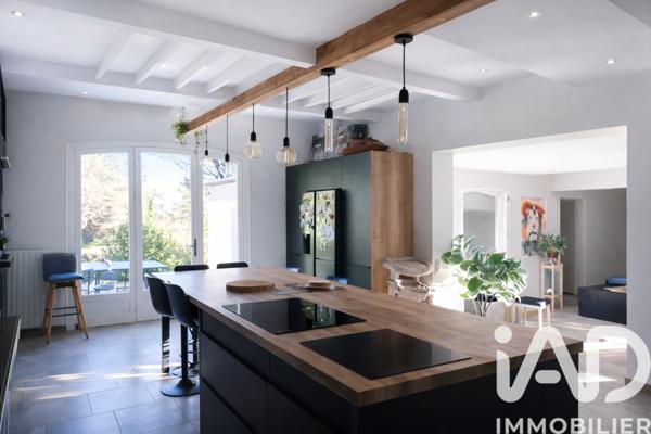 Maison à vendre 9 pièces 234 m² Malaucène