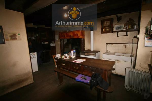 Vente                                                      Maison
                        
                     3 pièces                                         à Forges-de-Lanouée