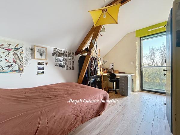 Maison de charme 7 pièces, 116 m2, sans travaux, aux portes de Montfort