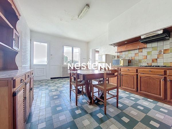 SOUS COMPROMIS - MAISON T6 142 M² HAB - A RENOVER - SUR 662 M² DE TERRAIN