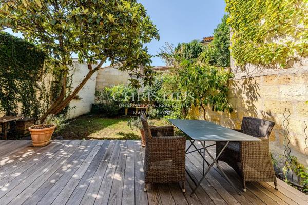 Bordeaux Saint Genès – Echoppe rénovée trois chambres avec jardin et terrasse