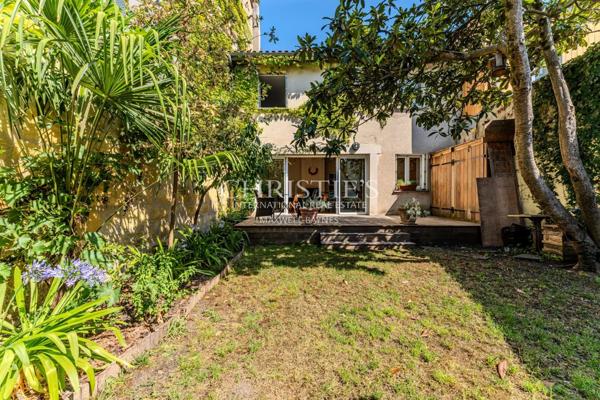 Bordeaux Saint Genès – Echoppe rénovée trois chambres avec jardin et terrasse