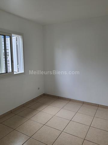 MAISON TYPE F4 TAMPON