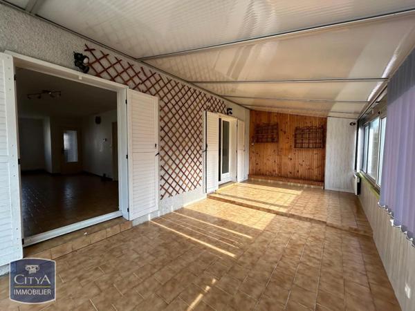 Maison à louer 5 pièces 129m² Naintré (86530)