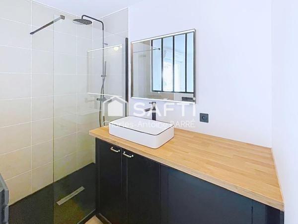 Appartement T2 idéalement situé avec jardin privé