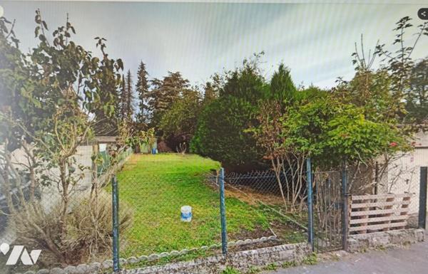 A VENDRE : RAISMES TERRAIN A BATIR ET GARAGE