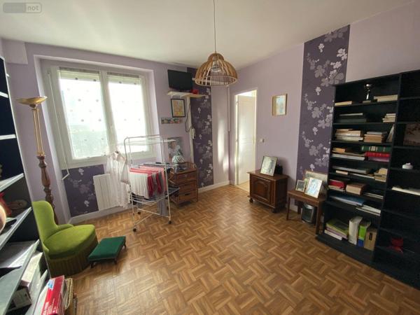 Maison à vendre à Pleaux dans le Cantal (15700), ref : 15060/1187