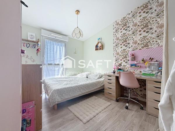 Maison contemporaine de 2013, au calme, proche du Square Belem