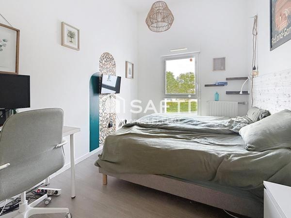 Maison contemporaine de 2013, au calme, proche du Square Belem