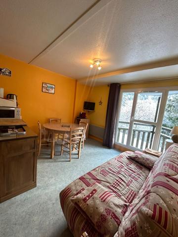 Appartement Laveissiere 2 pièce(s) 30.5 m2 , Laveissiere