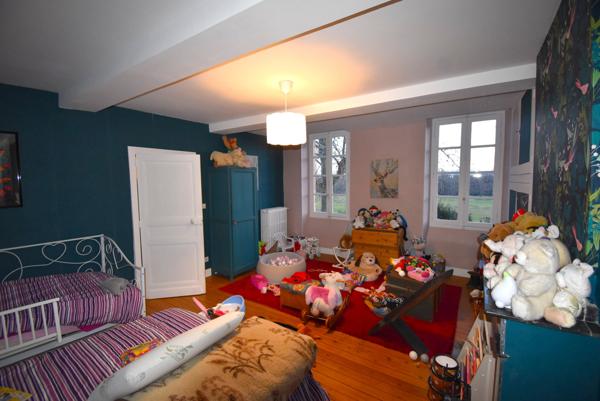 CINTEGABELLE (31550) - ANCIENNE GRANGE - 379m2 Cintegabelle (31550)