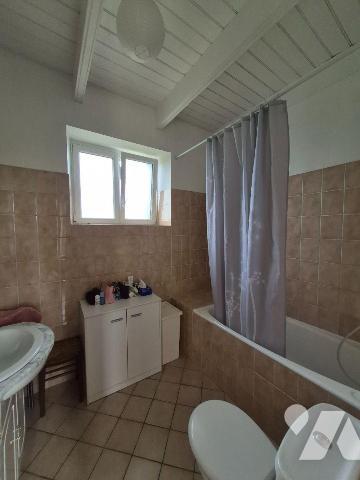 EXCLUSIVITE Maison à vendre à PLOUGUERNEAU -  en Finistère (29)- Charme de l'ancien et beau pot...