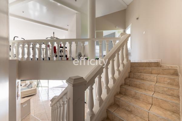 Maison 6 pièces - 200 m²