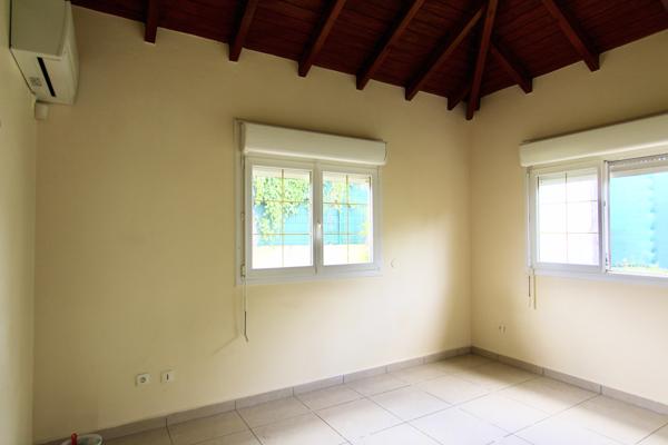 Gosier (97190) Maison familiale avec piscine – Le Gosier, secteur Mare-Gaillard