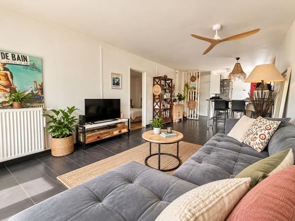 Appartement Le Plessis-Robinson 2 pièce(s) 46.28 m² avec jardin de 150 m²
