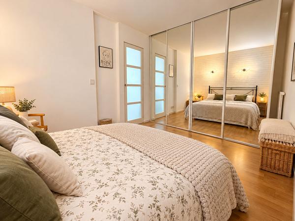 Appartement Le Plessis-Robinson 2 pièce(s) 46.28 m² avec jardin de 150 m²