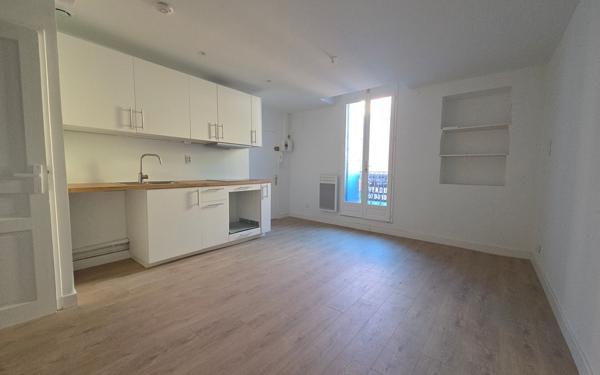 Appartement à louer    1 pièce • 29,51 m2 Agde