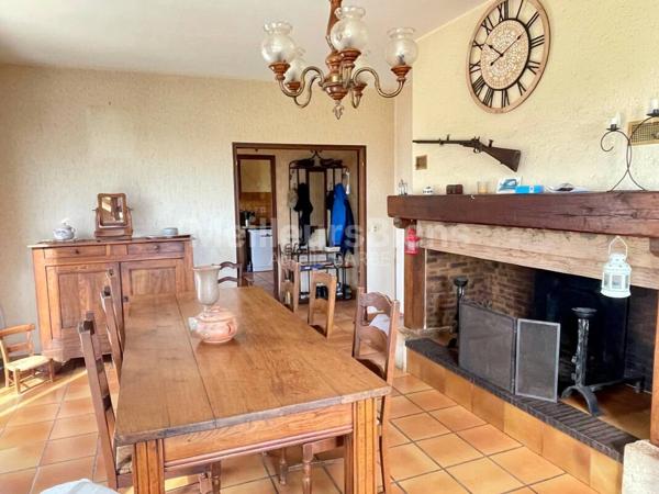 Maison individuelle + hangar sur 1 hectare