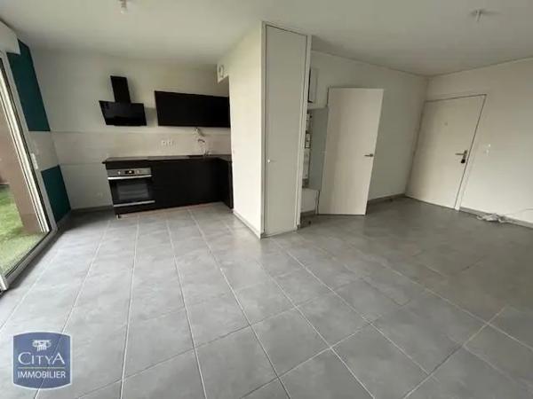 Appartement à louer 3 pièces 61.04m² Frontignan (34110)