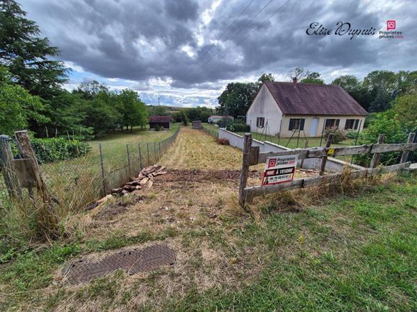 Terrain constructible - 10160 Rigny Le Ferron 531 m2