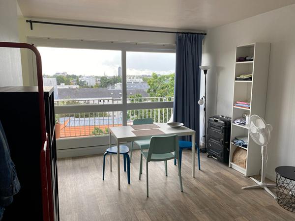 Nantes Tortiere - Studio meublé avec cave et parking.