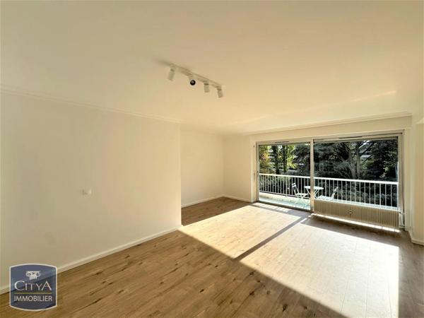 Appartement à louer 3 pièces 71.45m² Roubaix (59100)