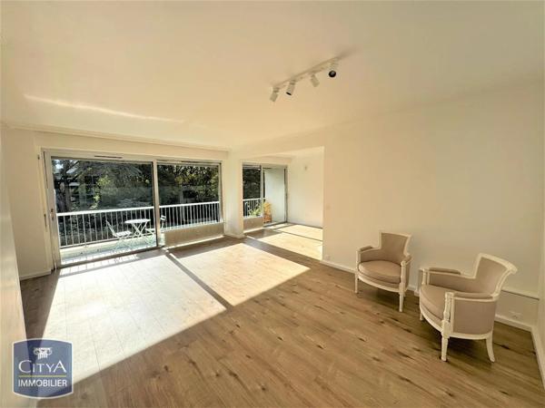 Appartement à louer 3 pièces 71.45m² Roubaix (59100)