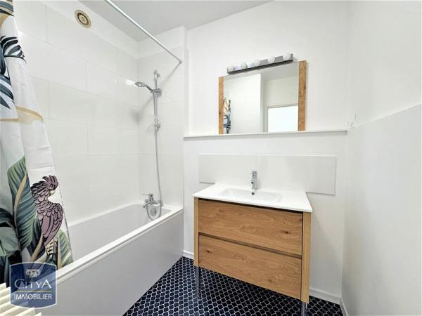 Appartement à louer 3 pièces 71.45m² Roubaix (59100)
