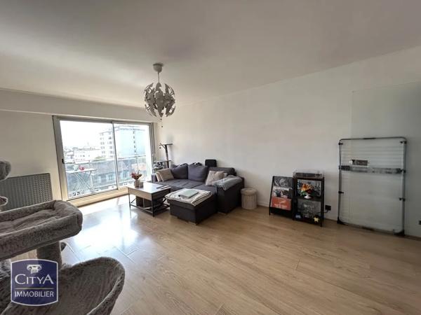 Appartement à vendre 2 pièces 55.9m² Pau (64000)