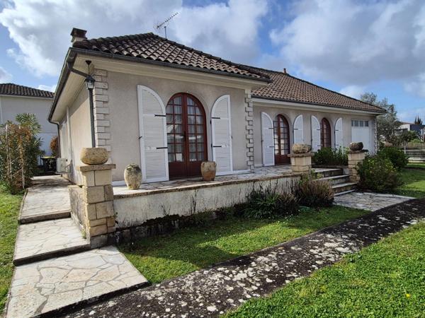 Pavillon Plain-pied, 100 m2, secteur calme, proches bus, commerces et écoles