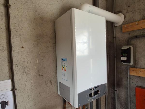 Pavillon Plain-pied, 100 m2, secteur calme, proches bus, commerces et écoles