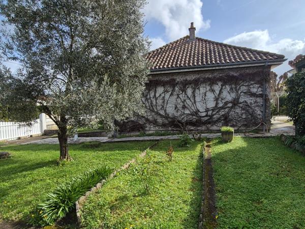 Pavillon Plain-pied, 100 m2, secteur calme, proches bus, commerces et écoles