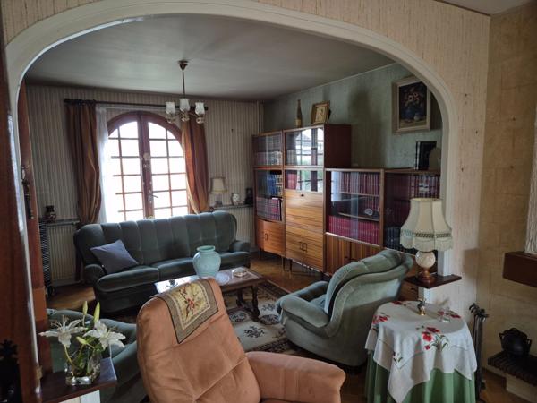 Pavillon Plain-pied, 100 m2, secteur calme, proches bus, commerces et écoles