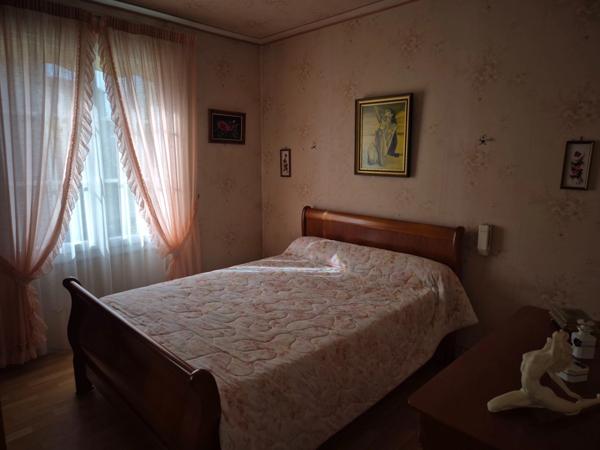 Pavillon Plain-pied, 100 m2, secteur calme, proches bus, commerces et écoles