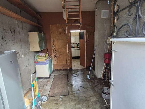 Pavillon Plain-pied, 100 m2, secteur calme, proches bus, commerces et écoles