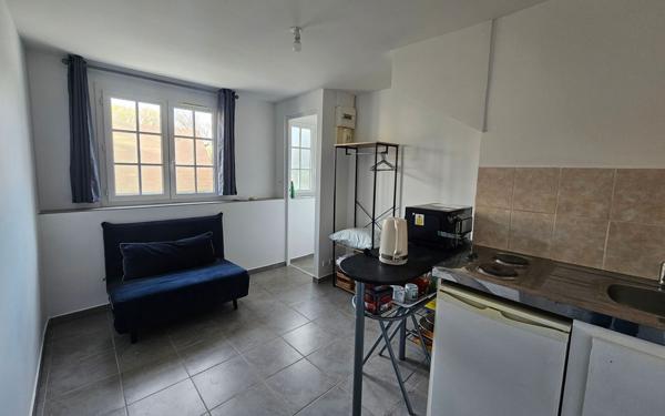 Appartement à louer    2 pièces • 13,90 m2 Écuelles