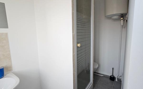 Appartement à louer    2 pièces • 13,90 m2 Écuelles