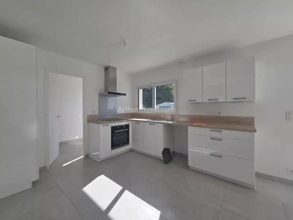 Vente                                                      Maison
                        
                     5 pièces                      110 m2                     à Pluneret