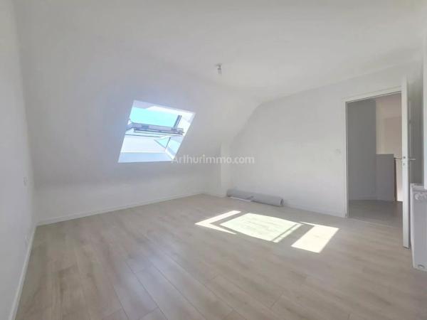 Vente                                                      Maison
                        
                     5 pièces                      110 m2                     à Pluneret
