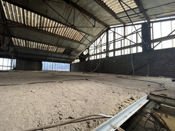 HAUBOURDIN – Entrepôt / Local industriel de 270 m² à vendre