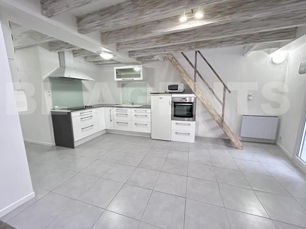 MAISON BRIARDE D'ENVIRON 125 M² + F2 DE 52M² TERRAIN DE 370M² 2 GARAGES PLUS COMBLE AMENAGEABLE