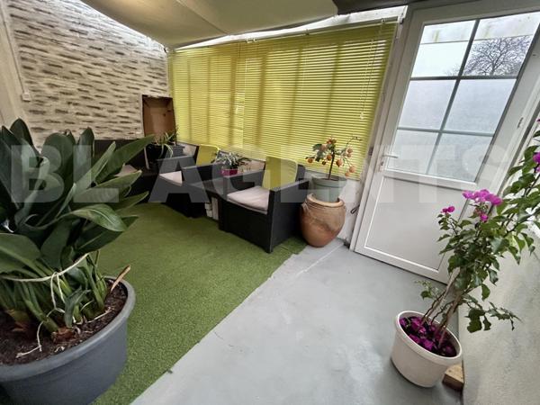 MAISON BRIARDE D'ENVIRON 125 M² + F2 DE 52M² TERRAIN DE 370M² 2 GARAGES PLUS COMBLE AMENAGEABLE