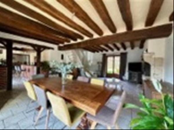 Maison à vendre |  Cellettes |  8 pièces | 143 m²