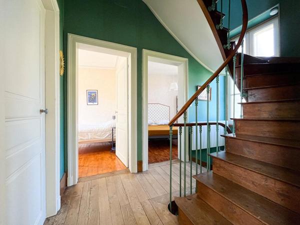 Maison Ecueille 7 pièce(s) 127 m2