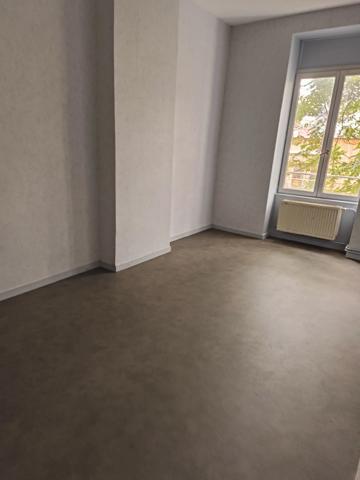 Immobilier Saint-Étienne (42000) – Immeuble 450m2 – 200 000 €