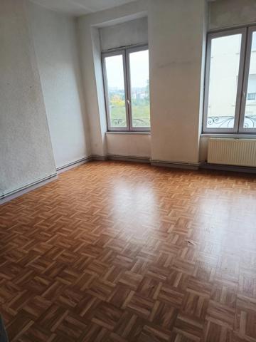 Immobilier Saint-Étienne (42000) – Immeuble 450m2 – 200 000 €