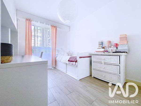 Appartement à vendre 4 pièces 80,2 m² Versailles
