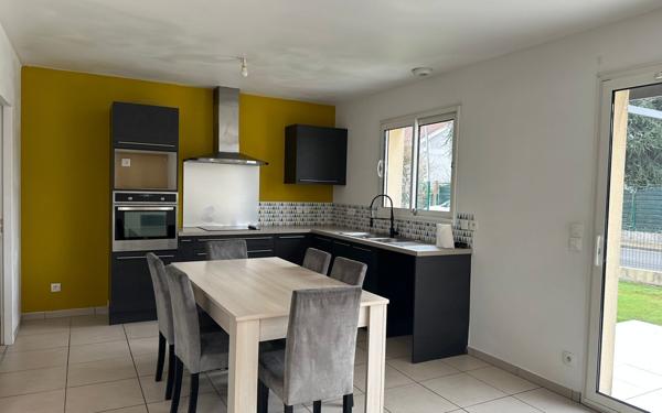 Maison à louer    4 pièces •  Pessac