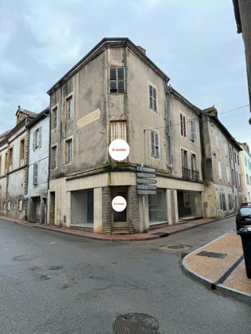 Exclusivité à vendre un immeuble à CHAROLLES (71)